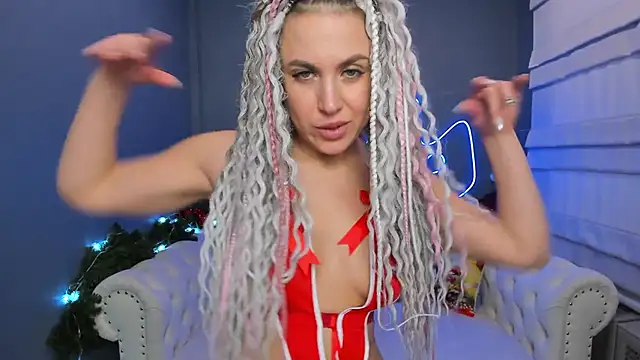 Snapshot of rock_n_roxy chatting on 01-04-25, 04:33 rock n roxy online show from 01-04-25, 04:33