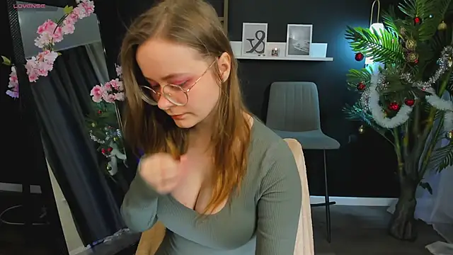 CassieCool online show from 01-08-25, 09:12