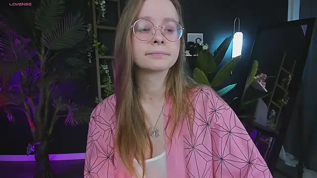 CassieCool online show from 02-21-25, 09:11