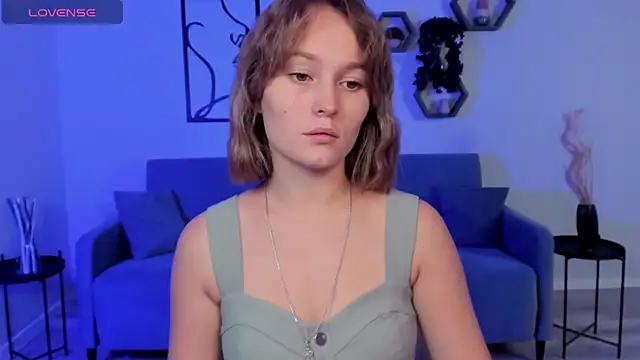 BritnieCute online show from 10-30-25, 06:59