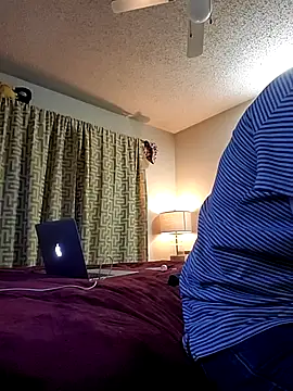 Snapshot of big8dall chatting on 10-11-25, 01:49 big8dall online show from 10-11-25, 01:49