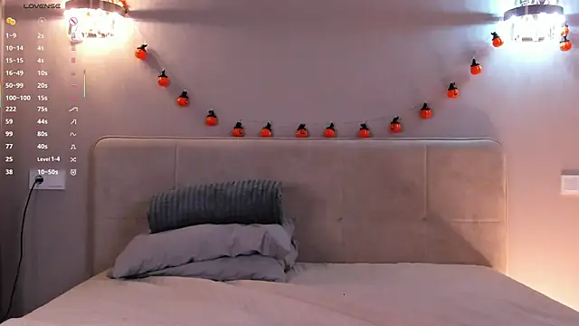 PetraBawden online show from 12-18-25, 09:59