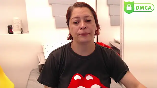 Snapshot of eva_twiss chatting on 11-02-25, 11:56 eva twiss online show from 11-02-25, 11:56