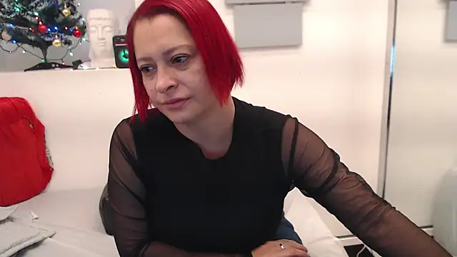 Snapshot of eva_twiss chatting on 12-15-25, 01:26 eva twiss online show from 12-15-25, 01:26