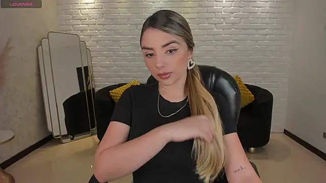 ChloePreston  online show from 01-06-25, 10:35