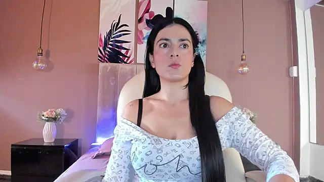 BellaClaiir online show from 09-09-25, 02:38