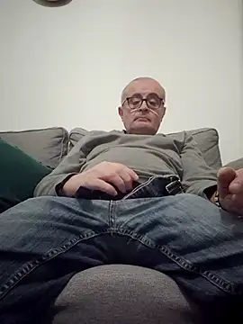 Bretoncool online show from 03-20-25, 05:02