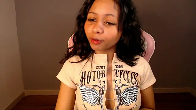 Natasha mh2 online show from 01-19-25, 03:18