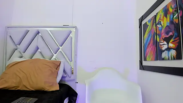 leslyylove online show from 02-28-25, 03:15