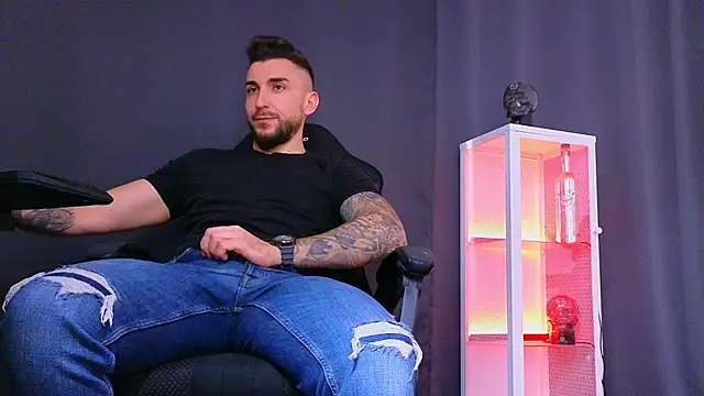 MightyAaron66 online show from 02-20-25, 06:50