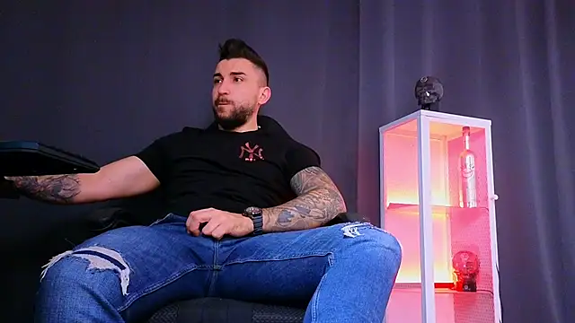 MightyAaron66 online show from 02-26-25, 04:36