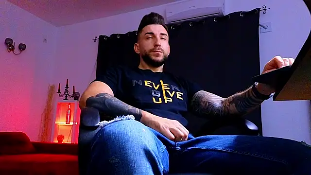 MightyAaron66 online show from 09-14-25, 01:49