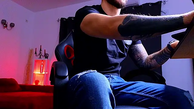 MightyAaron66 online show from 09-16-25, 01:28