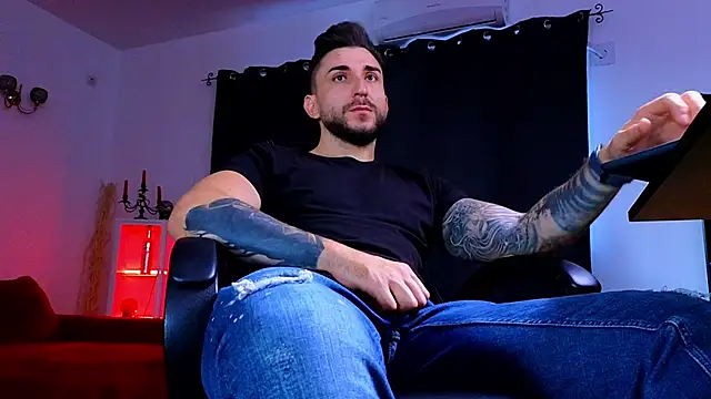 MightyAaron66 online show from 09-19-25, 02:51