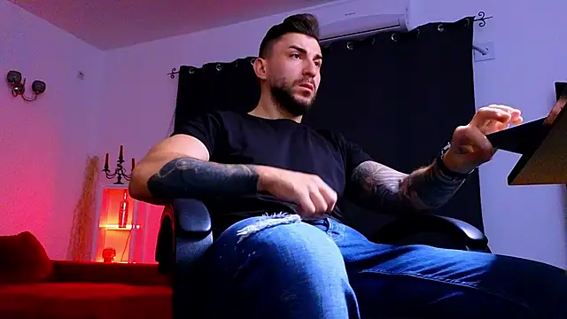 MightyAaron66 online show from 09-21-25, 02:24