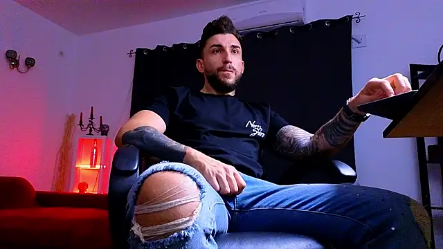 MightyAaron66 online show from 10-07-25, 04:42