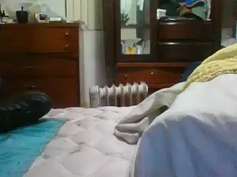 Snapshot of Emilylyn2501 chatting on 12-14-24, 09:02 Emilylyn2501 online show from 12-14-24, 09:02