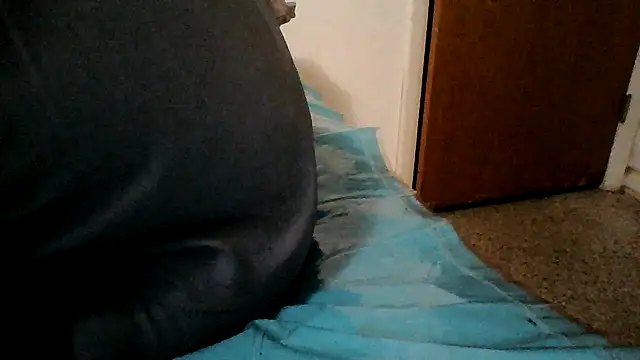 Snapshot of Emilylyn2501 chatting on 02-01-25, 01:34 Emilylyn2501 online show from 02-01-25, 01:34