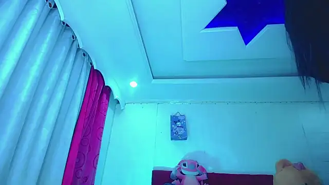 Snapshot of NahomiCamper chatting on 02-16-26, 09:11 NahomiCamper online show from 02-16-26, 09:11