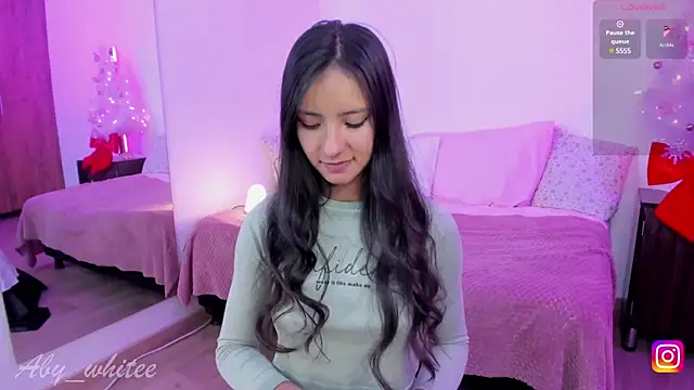 AbyWhitee online show from 01-10-25, 09:55