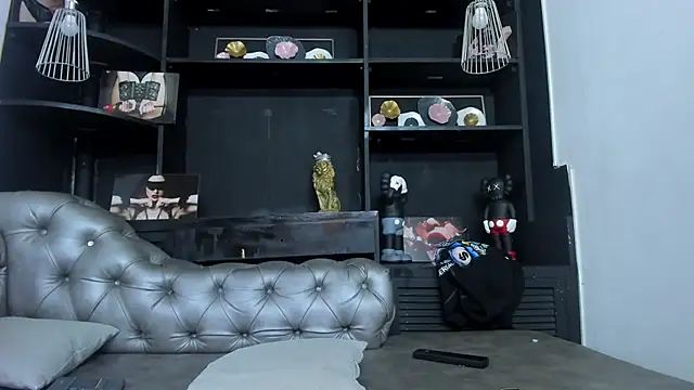 HeellBoy  online show from 10-22-25, 08:08