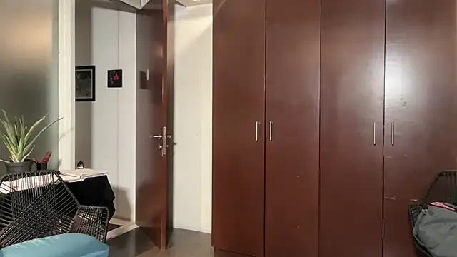 Snapshot of alanan881 chatting on 02-28-26, 03:07 alanan881 online show from 02-28-26, 03:07