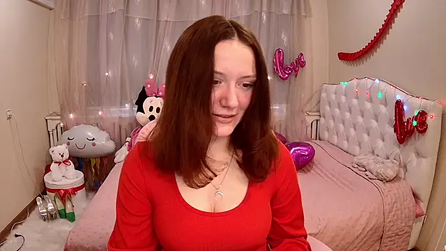 BarbaraStily online show from 03-18-25, 01:20