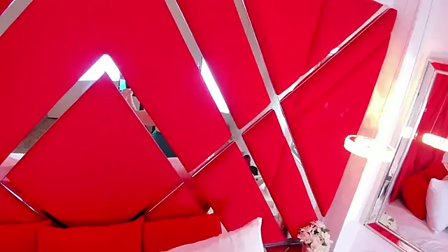 ArticaBelle online show from 01-04-25, 12:27