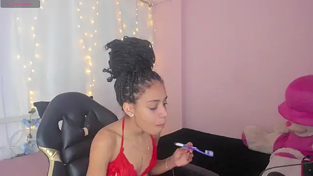 Abigail Wilson  online show from 12-20-24, 08:34