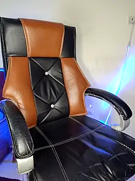 Black-Pearll online show from 02-01-25, 02:56