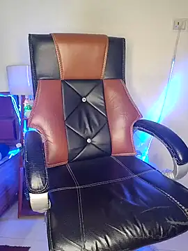 Black-Pearll online show from 02-04-25, 02:43