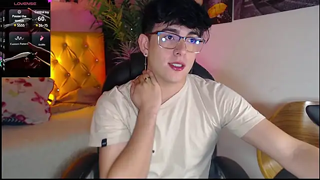 nolan twink1 online show from 01-05-25, 06:02