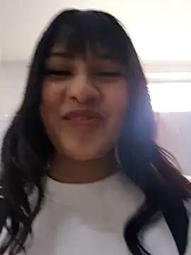 Snapshot of Nicky-7 chatting on 12-28-24, 05:25 Nicky-7 online show from 12-28-24, 05:25