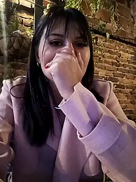 Snapshot of Nicky-7 chatting on 01-13-25, 11:49 Nicky-7 online show from 01-13-25, 11:49