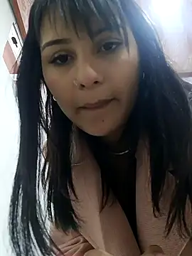 Snapshot of Nicky-7 chatting on 01-16-25, 08:46 Nicky-7 online show from 01-16-25, 08:46