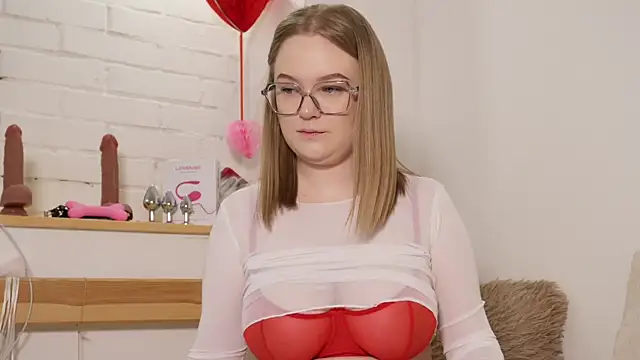 MonicaAsis online show from 01-12-25, 05:44