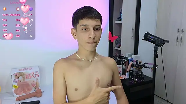 milky  boy  online show from 12-14-24, 04:23