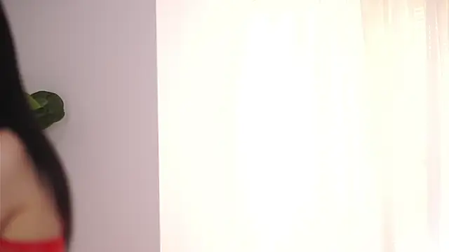 Snapshot of HaylieMilf chatting on 02-14-25, 08:21 HaylieMilf online show from 02-14-25, 08:21