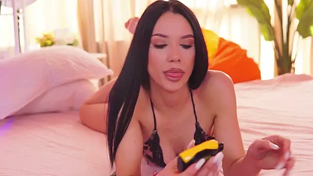 Snapshot of HaylieMilf chatting on 03-11-25, 08:09 HaylieMilf online show from 03-11-25, 08:09