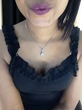 Snapshot of Rinika_67 chatting on 11-19-25, 03:34 Rinika 67 online show from 11-19-25, 03:34