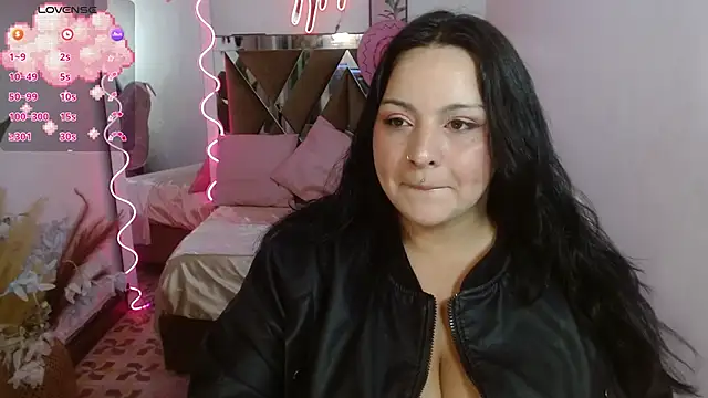 Snapshot of Anastaciia_tay chatting on 02-06-25, 03:16 Anastaciia tay online show from 02-06-25, 03:16