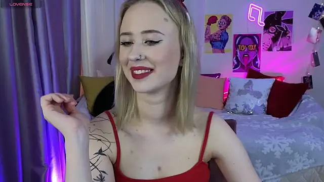 SashaBrooks online show from 10-26-25, 01:50