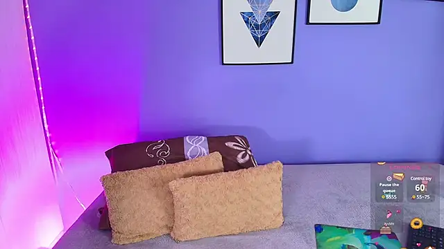 Snapshot of candyy_bella chatting on 01-20-25, 07:57 candyy bella online show from 01-20-25, 07:57