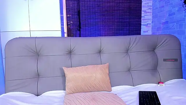 Snapshot of candyy_bella chatting on 03-02-25, 03:48 candyy bella online show from 03-02-25, 03:48