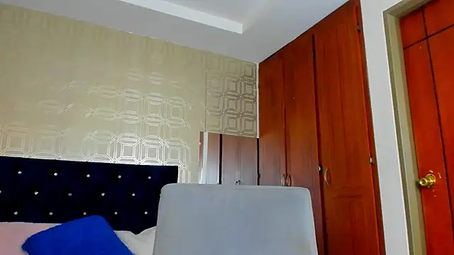 evelyn wine online show from 02-28-25, 07:56