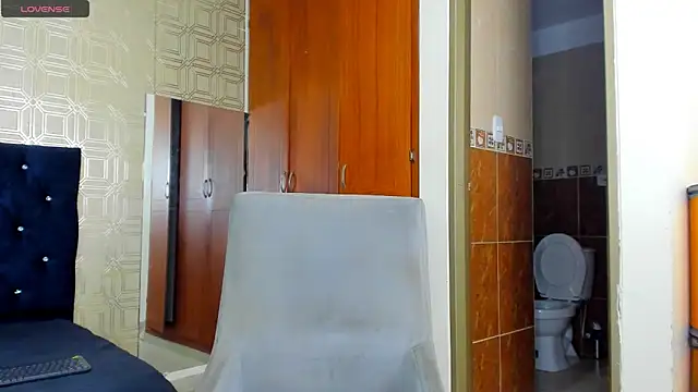 evelyn wine online show from 03-10-25, 08:34