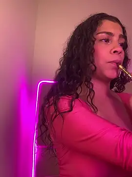 NINA 18 YEARS online show from 03-05-25, 11:05