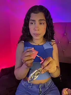 NINA 18 YEARS online show from 09-11-25, 12:33