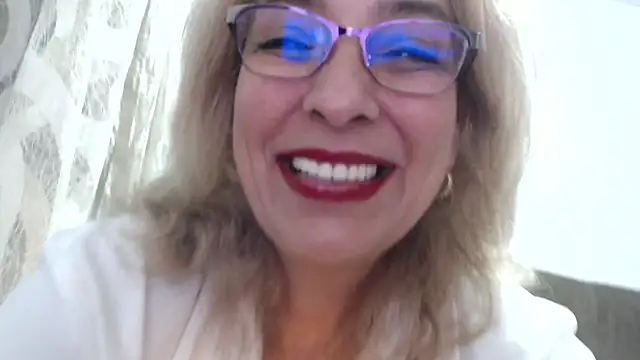 Snapshot of cecylya4u chatting on 09-26-25, 09:41 cecylya4u online show from 09-26-25, 09:41