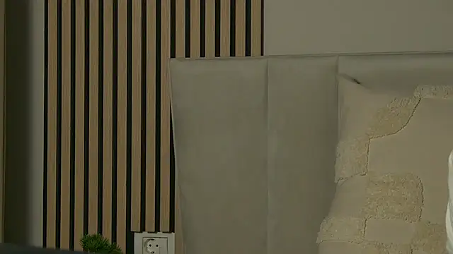 AngeliqueSkye online show from 10-03-25, 03:14